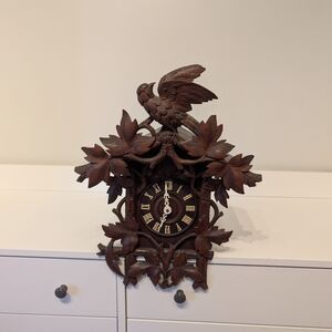 1890- 1900's Black Forest German Cuckoo Clock Hunter Style